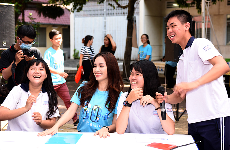 Khởi[-]động[-]dự[-]án[-]Tương[-]lai[-]xanh[-]cho[-]học[-]sinh[-]khối[-]10[-]trường[-]Trung[-]học[-]Thực[-]hành